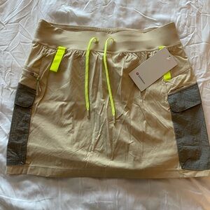 Lululemon Beige Skirt with Neon Yellow Accents